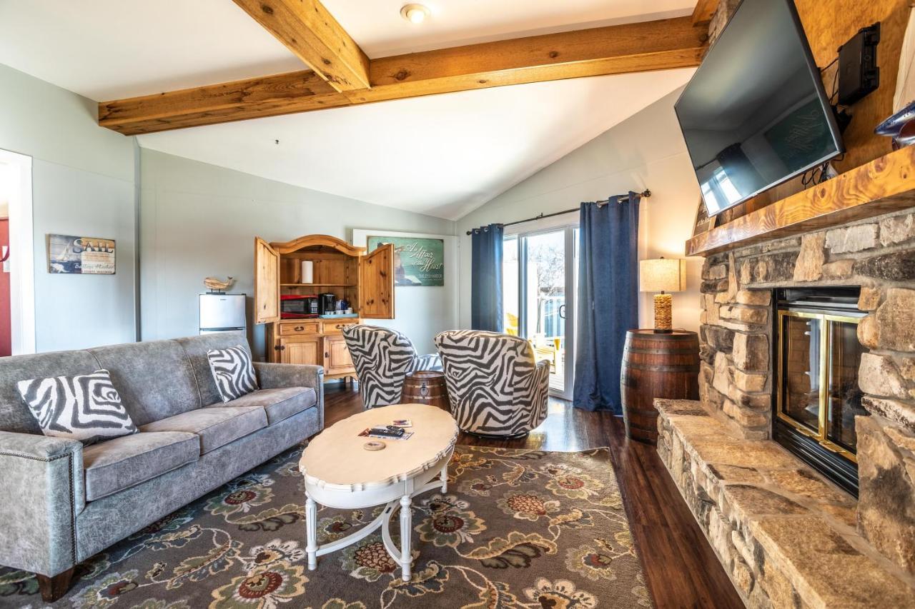 Beachfront Inn 베일리스 하버 외부 사진