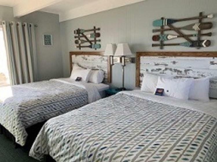 Beachfront Inn 베일리스 하버 외부 사진