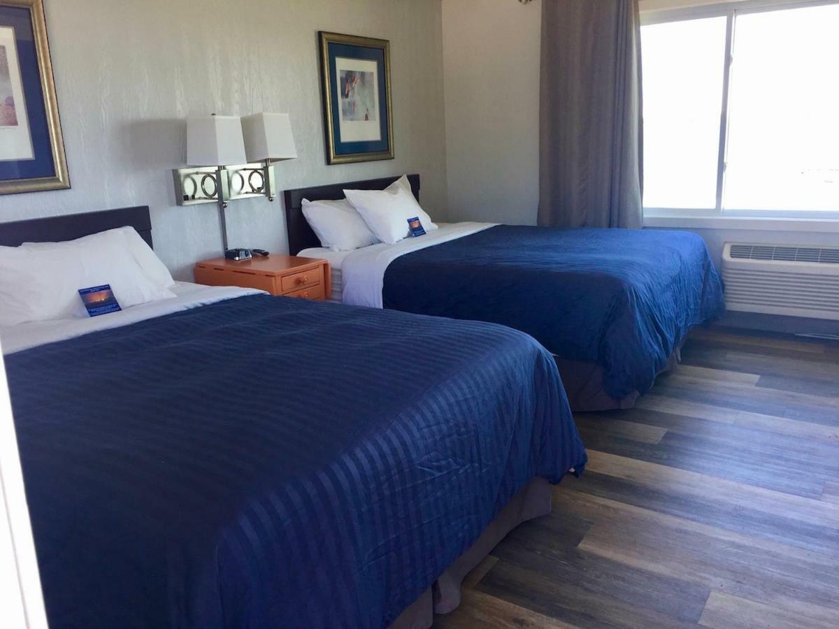 Beachfront Inn 베일리스 하버 외부 사진