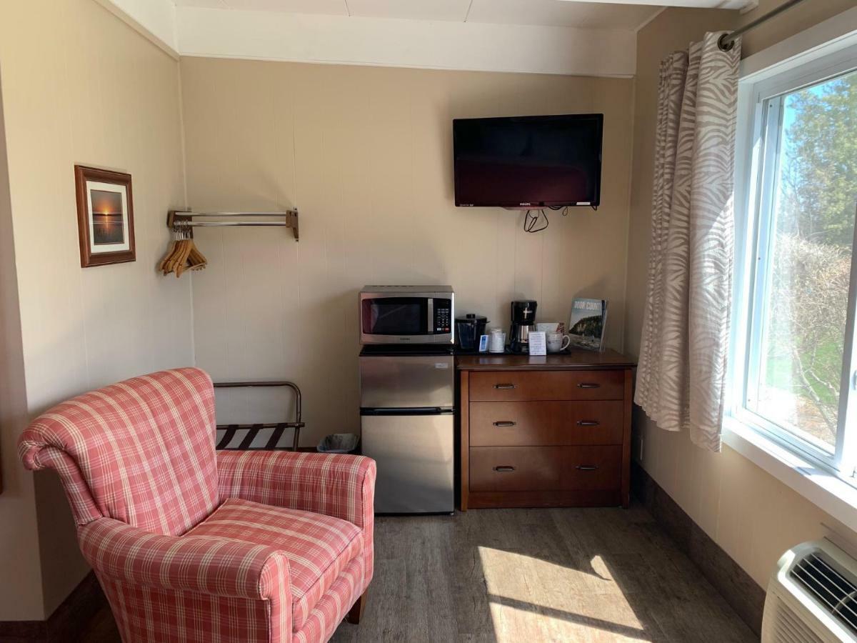 Beachfront Inn 베일리스 하버 외부 사진
