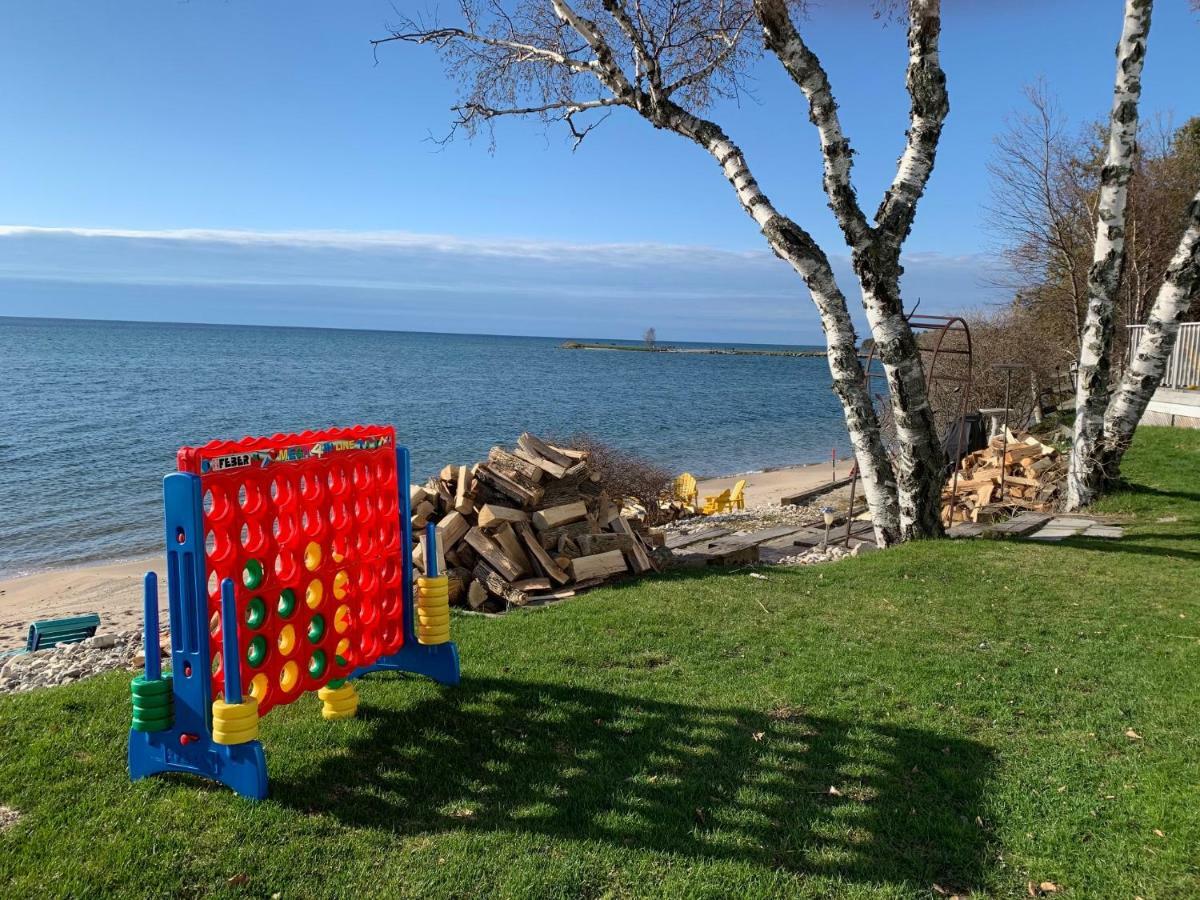 Beachfront Inn 베일리스 하버 외부 사진