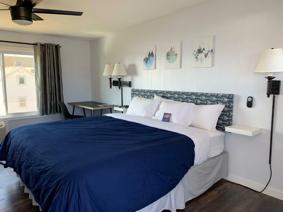 Beachfront Inn 베일리스 하버 외부 사진
