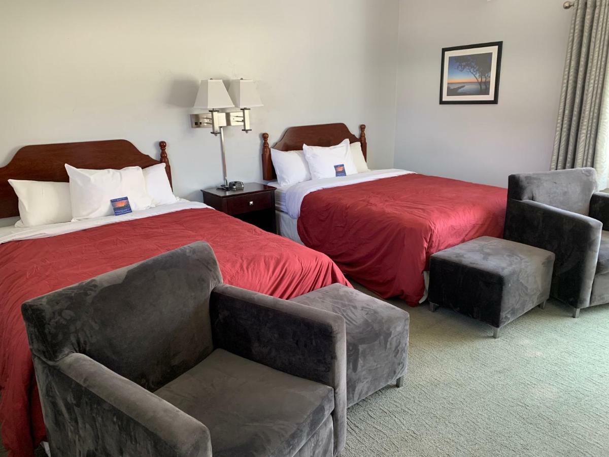 Beachfront Inn 베일리스 하버 외부 사진