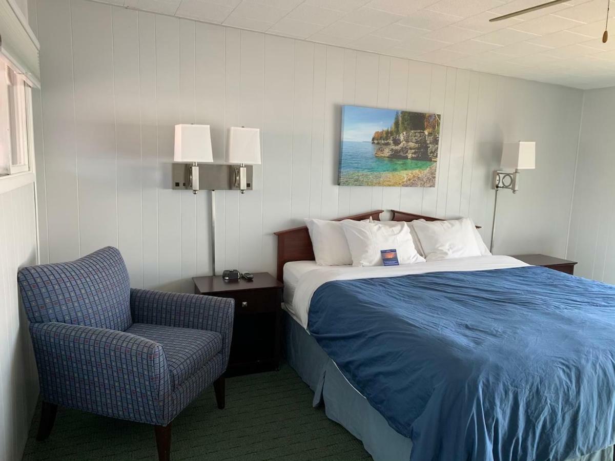 Beachfront Inn 베일리스 하버 외부 사진