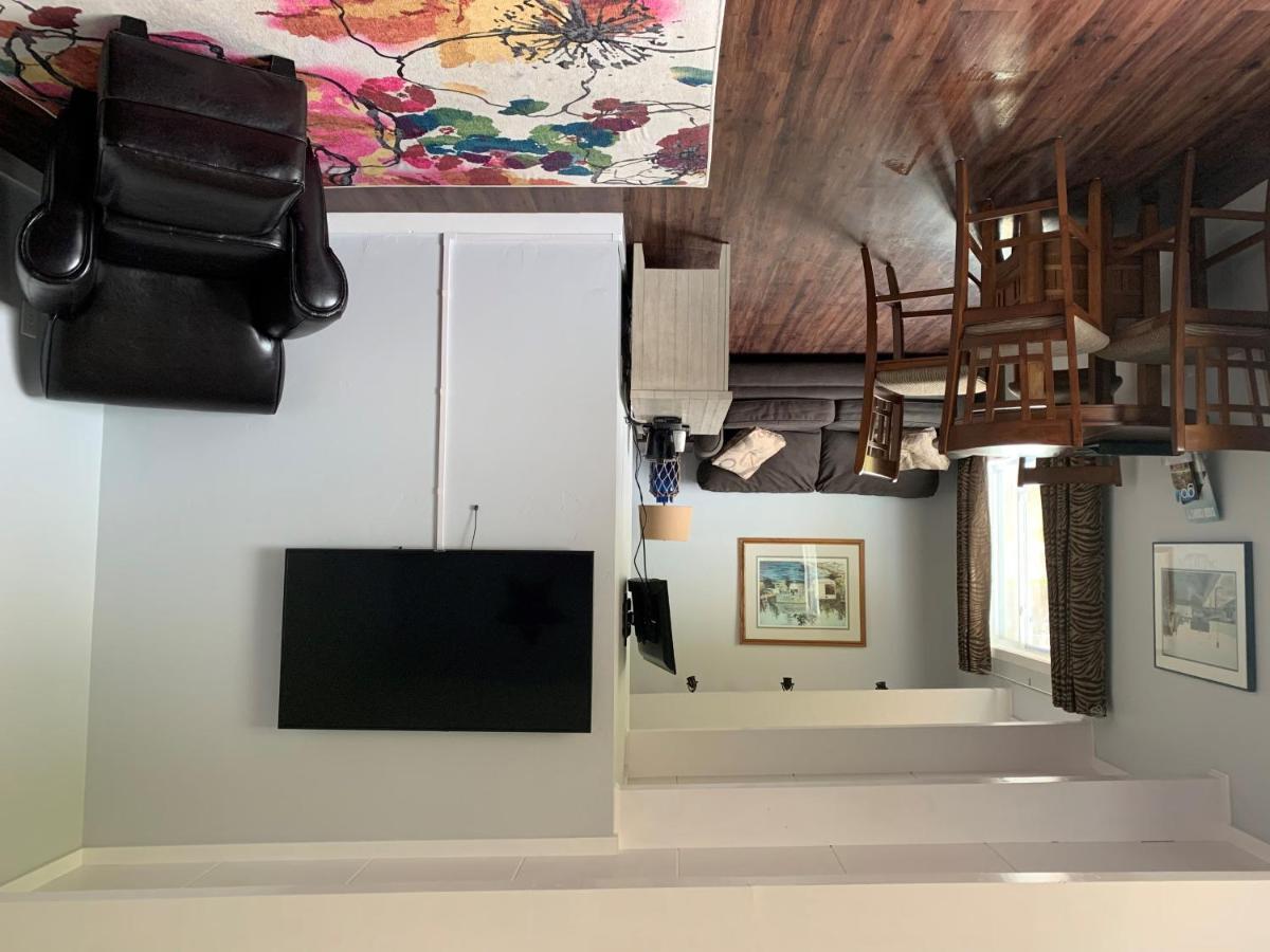 Beachfront Inn 베일리스 하버 외부 사진
