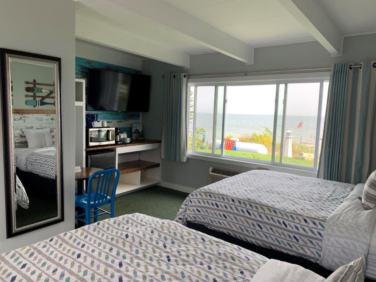 Beachfront Inn 베일리스 하버 외부 사진