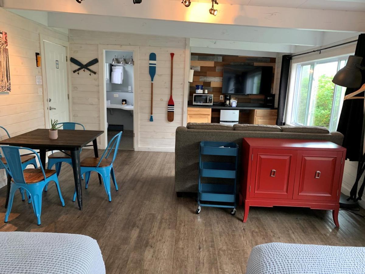 Beachfront Inn 베일리스 하버 외부 사진