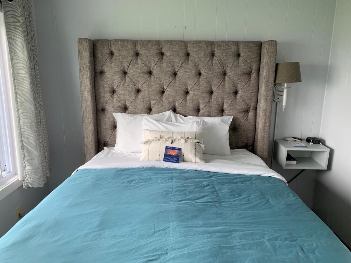 Beachfront Inn 베일리스 하버 외부 사진