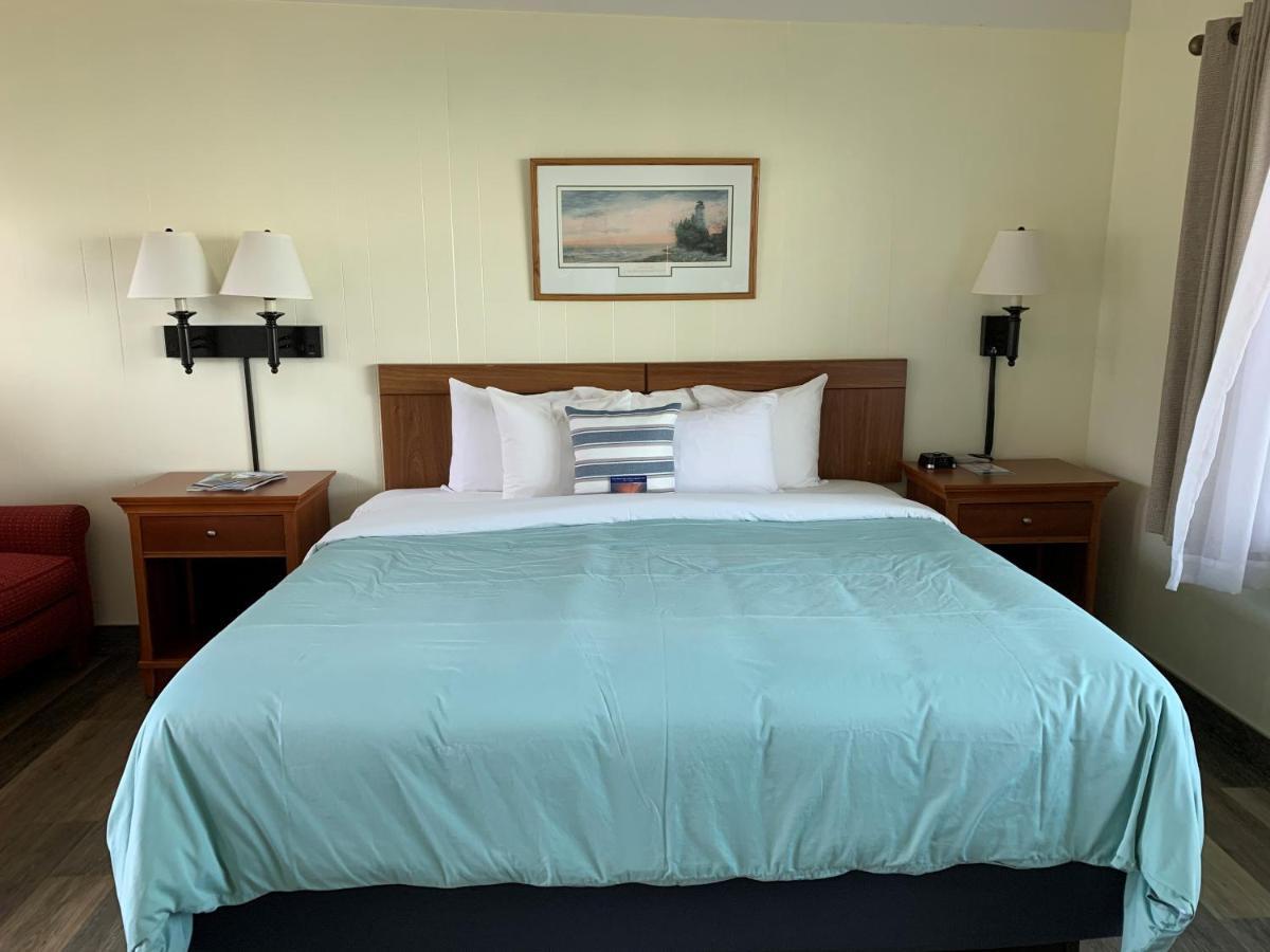 Beachfront Inn 베일리스 하버 외부 사진